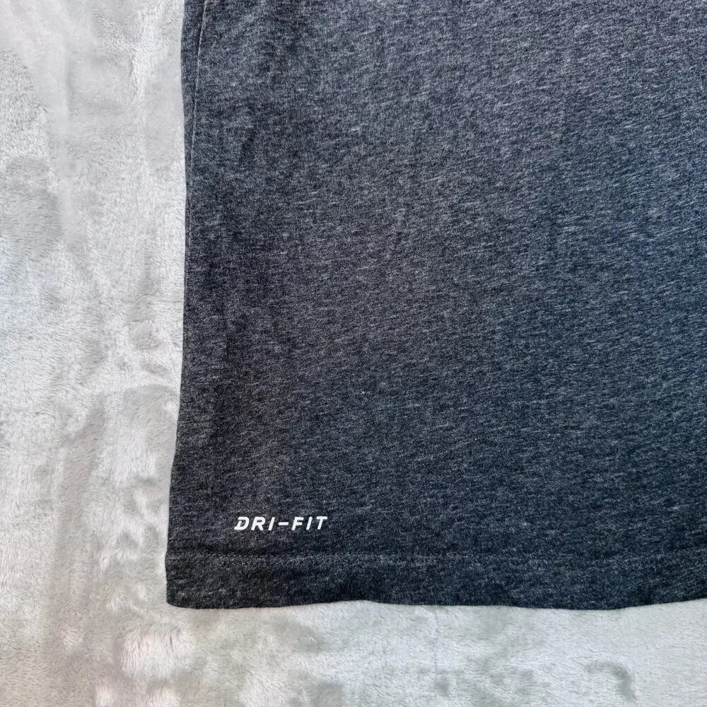 Nike The Tee Mens Shirt XL Dark Charcoal Grey Heather Dri-Fit Athletic Swoosh